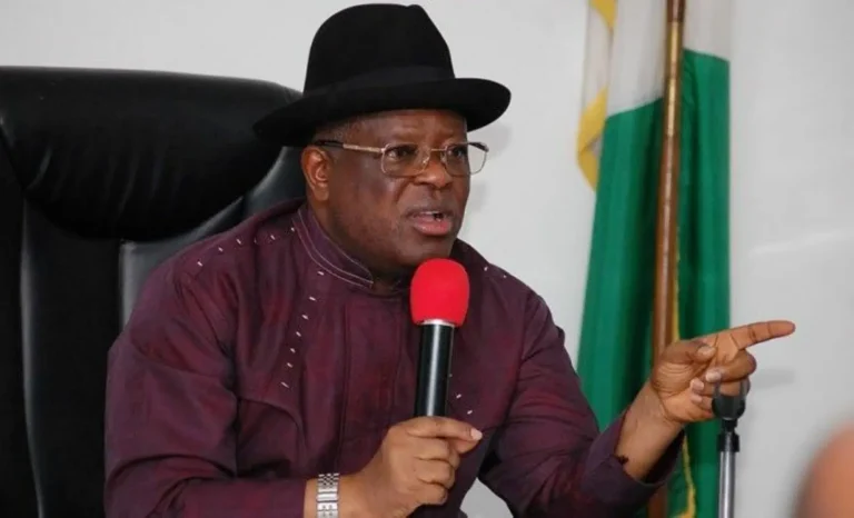 N800bn Is Too Little to Fix Nigeria’s Bad Roads—Umahi Claims 7 Abuja-kaduna