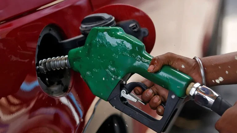 Petrol station workers demand health insurance from IPMAN
