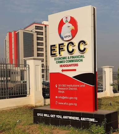 PDP, APC Exchange Accusations as EFCC Arrests Ex-Lawmakers 