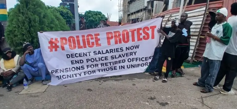 Retired Police Officers Protest despite Rainfall 1 BCDBB432-52AD-4E1A-BC49-4CFF2C72F70F