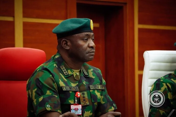 Defence minister downplays alleged coup plotters 9 n